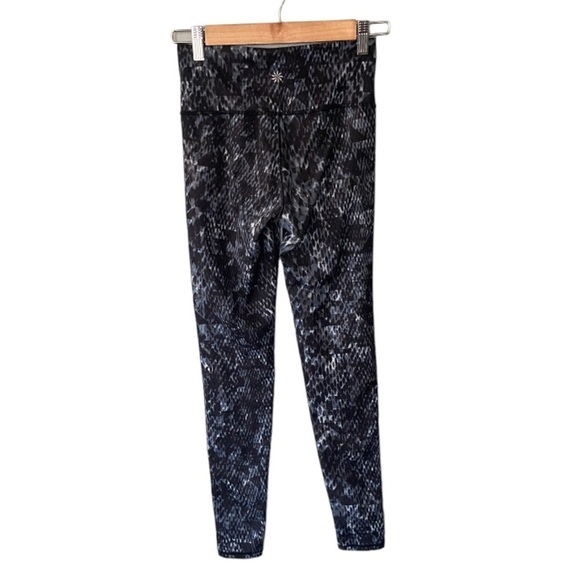 Athleta Chaturanga Cobra Tights - Picture 5 of 11